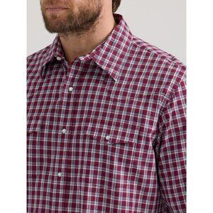 Wrangler Men's Long Sleeve Classic Fit Plaid Snap Western Shirt - Burgundy